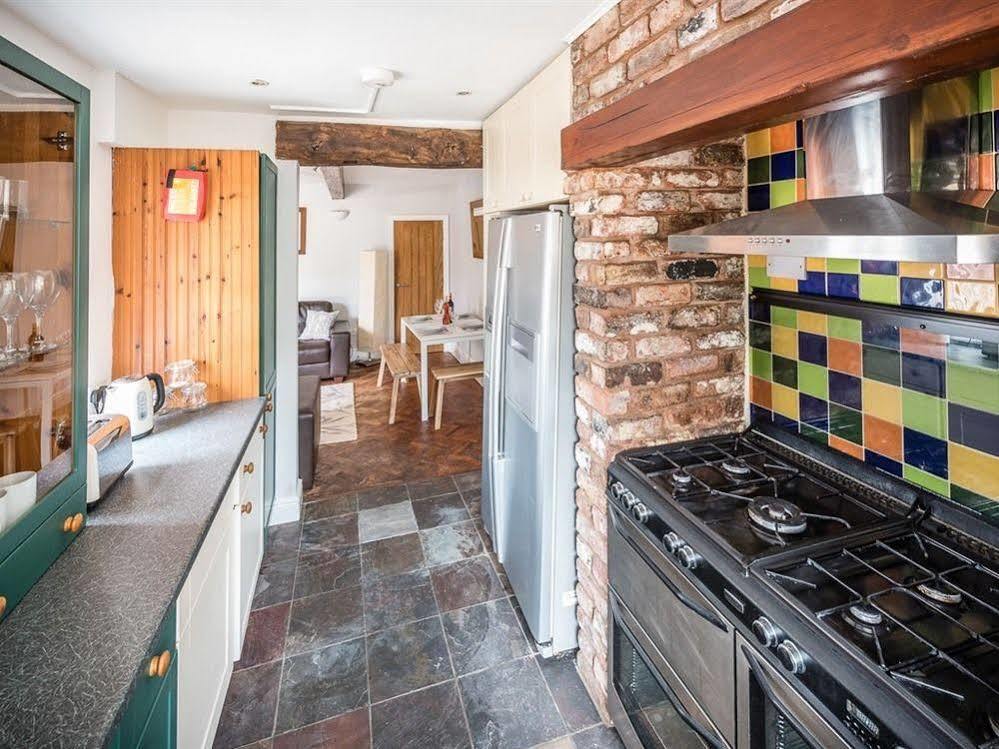 Apartmán Newlyn House Christleton Exteriér fotografie
